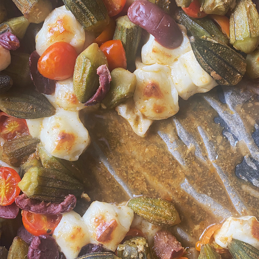Pan-fried Okra with tomato, olives & halloumi - Bamia bil siniyhe