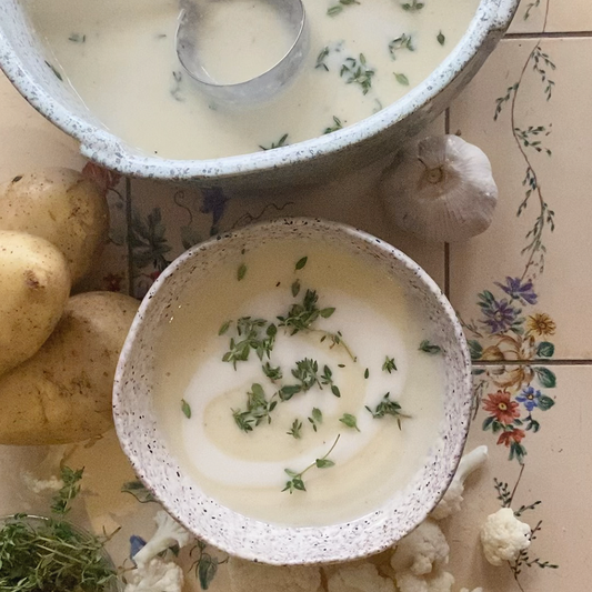 Creamy dreamy Vegan Cauliflower Potato Soup