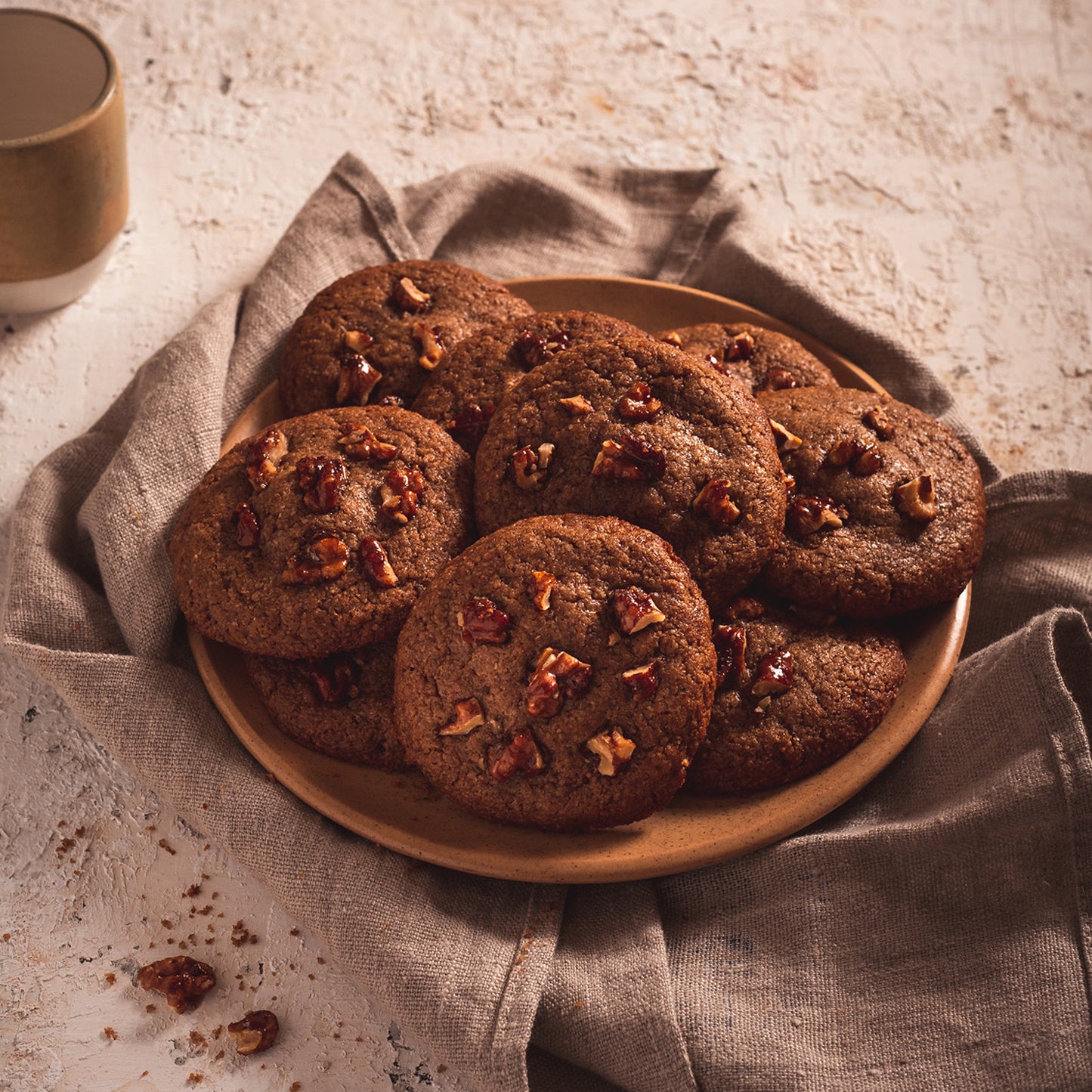 WALNUT DATE CARAMEL
