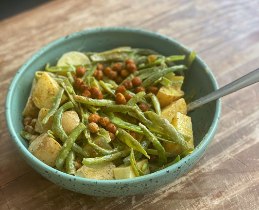 Crunchy Chickpea salad & Creamy Lemon Dressing